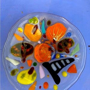 Witches Hat “Design Glass”A Fused Art Glass Handmade 7”x 2” Bowl on Clear glass